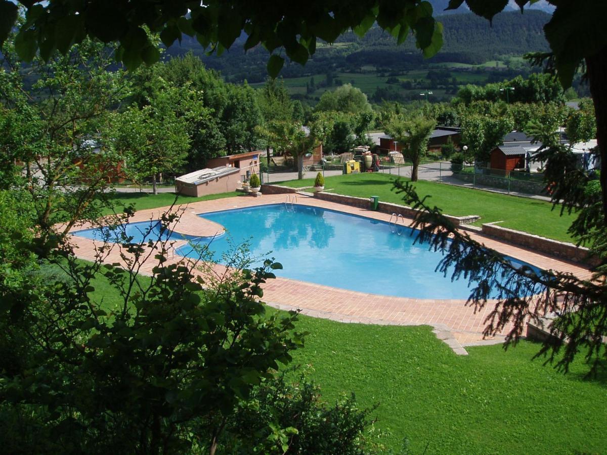 Cerdanya Ecoresort Prullans Exterior photo