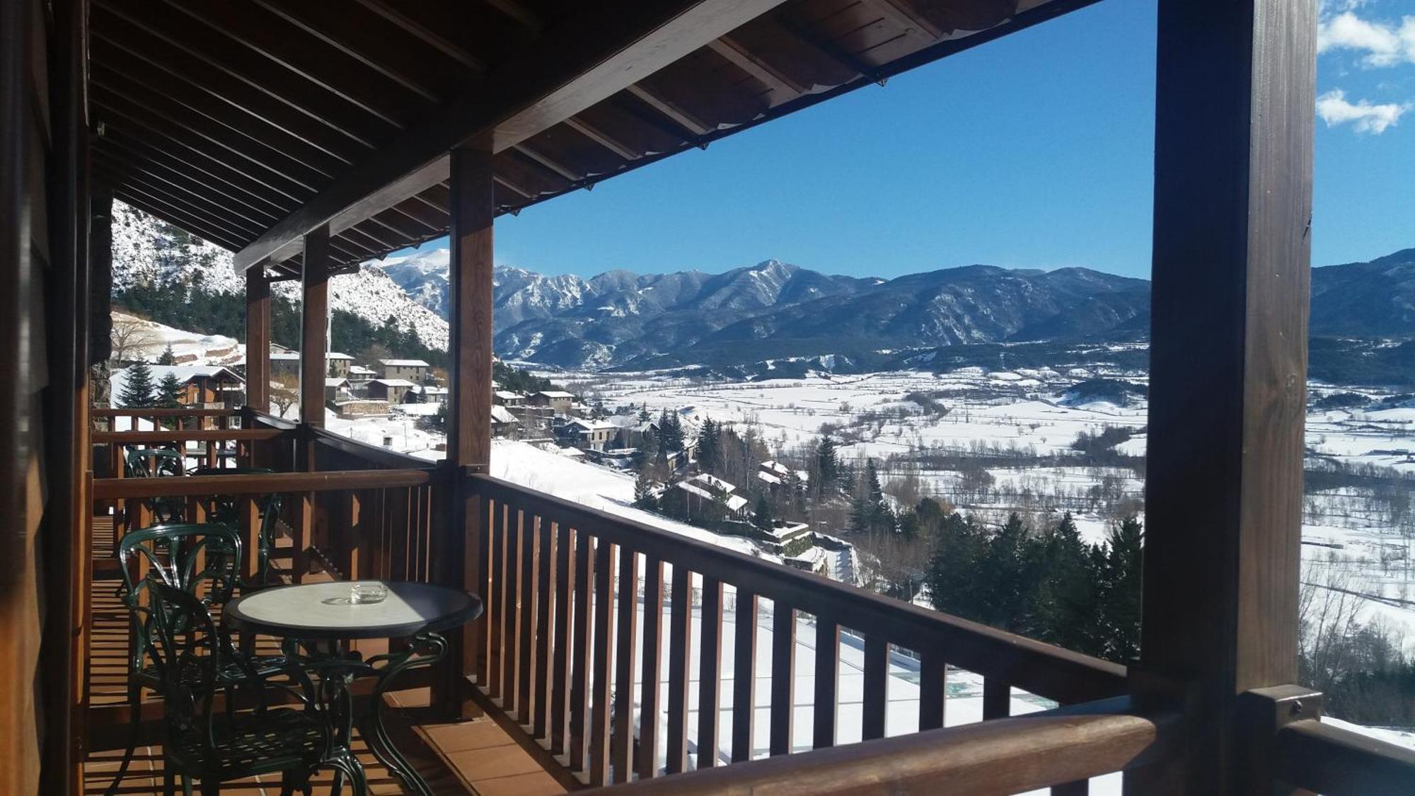 Cerdanya Ecoresort Prullans Exterior photo